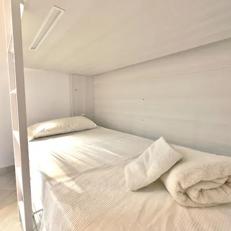 Skol 322 - Completely Renovated Beach Front Apartment Marbella Exterior foto